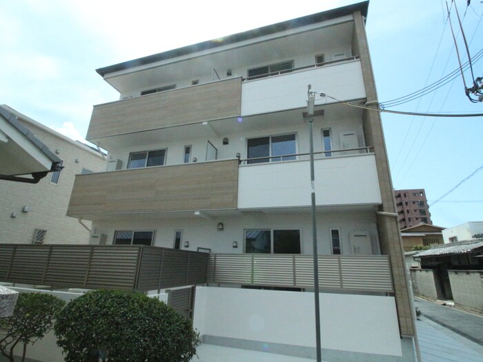 物件外観写真2　(外観写真)