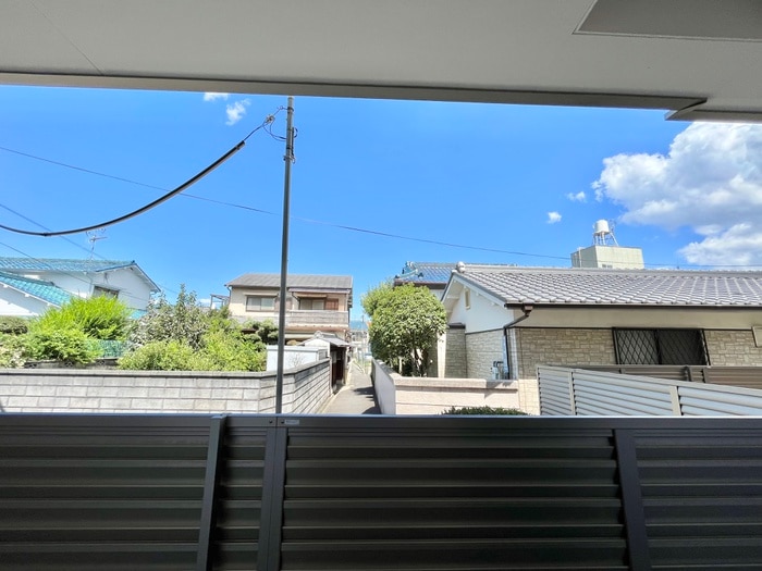 物件内観写真20　(室内からの展望)