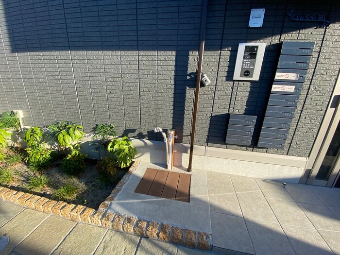 物件外観写真4　(建物設備)