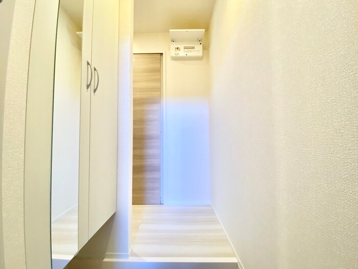物件内観写真18　(廊下)
