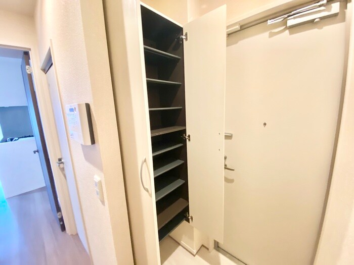 物件内観写真18　(靴箱)