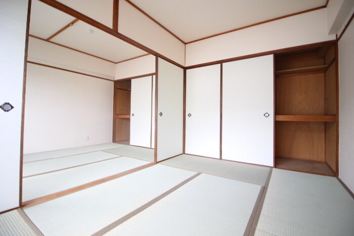 物件内観写真6　(居室)