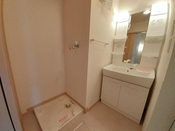 物件内観写真10　(洗面)