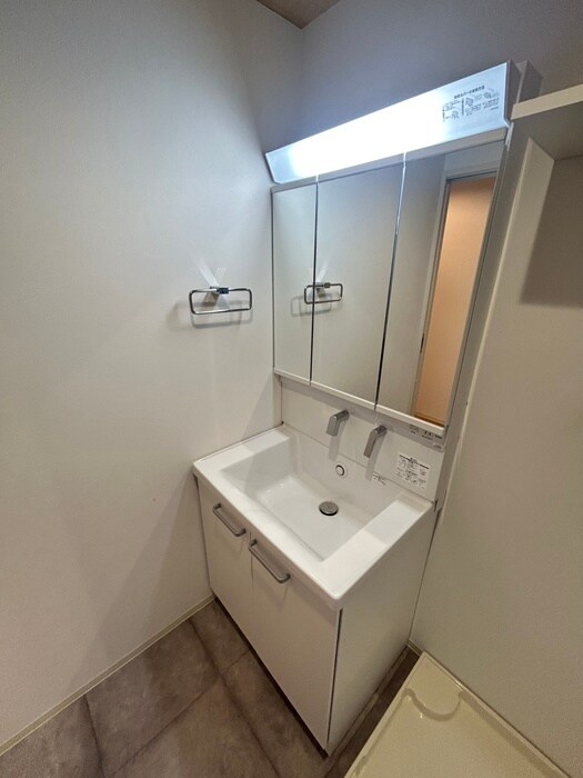 物件内観写真12　(洗面)