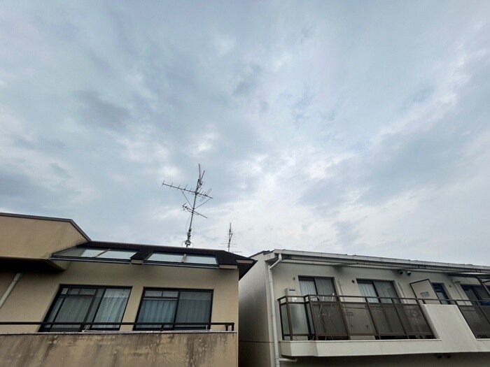 物件内観写真13　(室内からの展望)