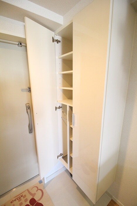 物件内観写真16　(靴箱)