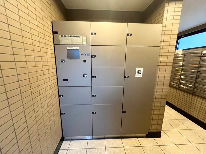 物件外観写真6　(建物設備)