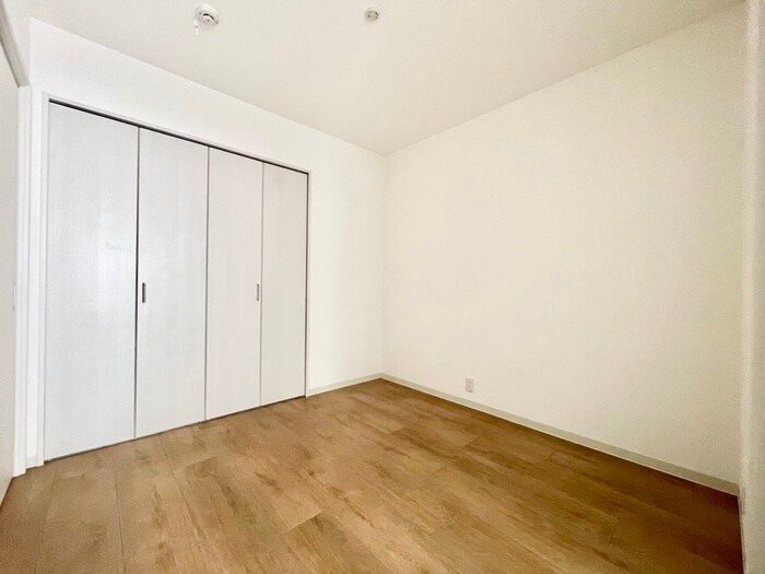 物件内観写真10　(居室)