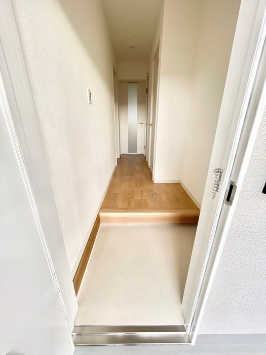物件内観写真15　(玄関)