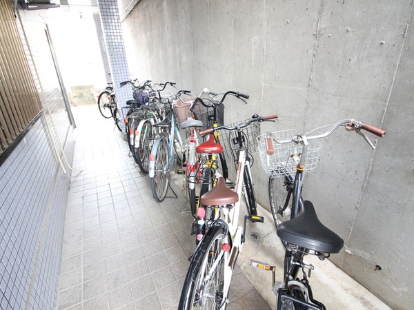 駐輪場