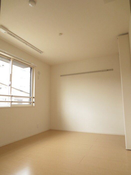 物件内観写真12　(居室)