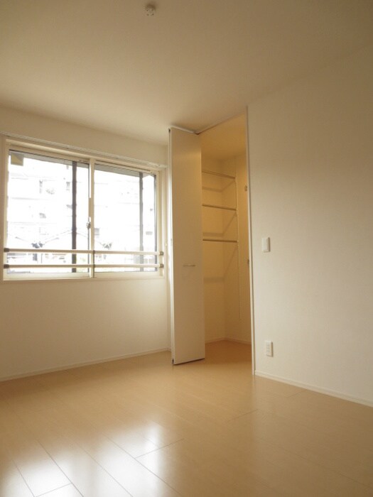 物件内観写真13　(居室)