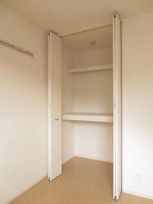 物件内観写真14　(収納)