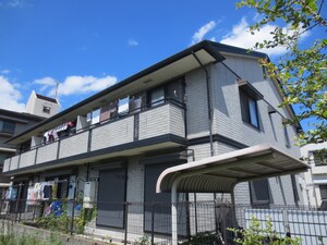 ハイカム－ル弐号館外観写真