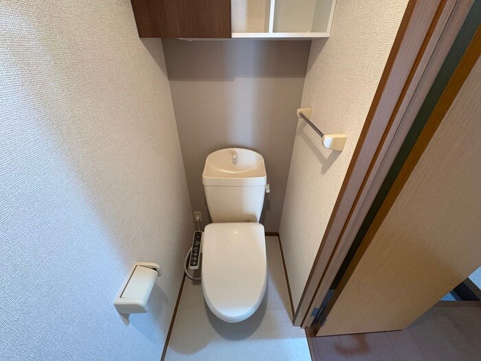 物件内観写真9　(トイレ)