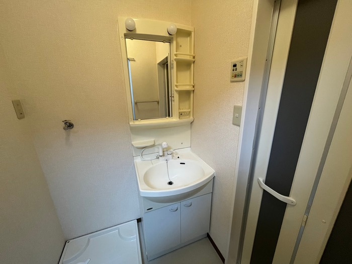 物件内観写真10　(洗面)