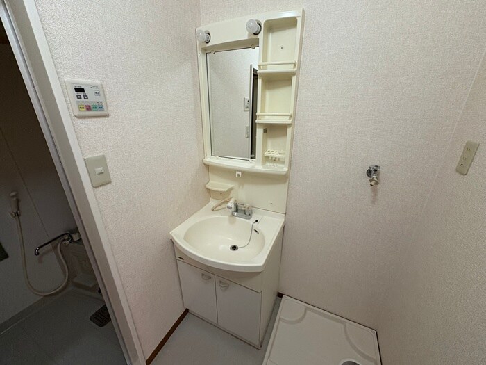 物件内観写真11　(洗面)