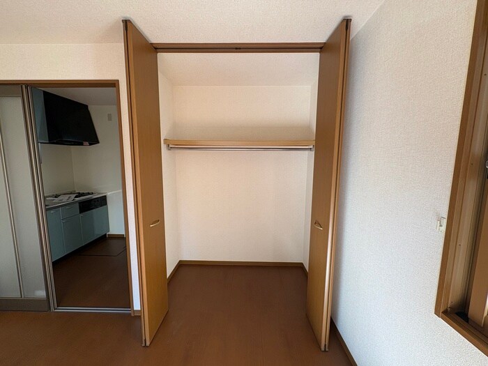 物件内観写真15　(収納)