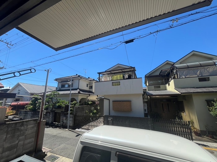 物件内観写真17　(室内からの展望)