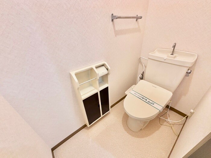 物件内観写真10　(トイレ)