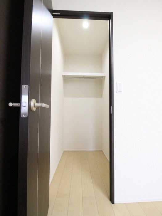 物件内観写真16　(収納)