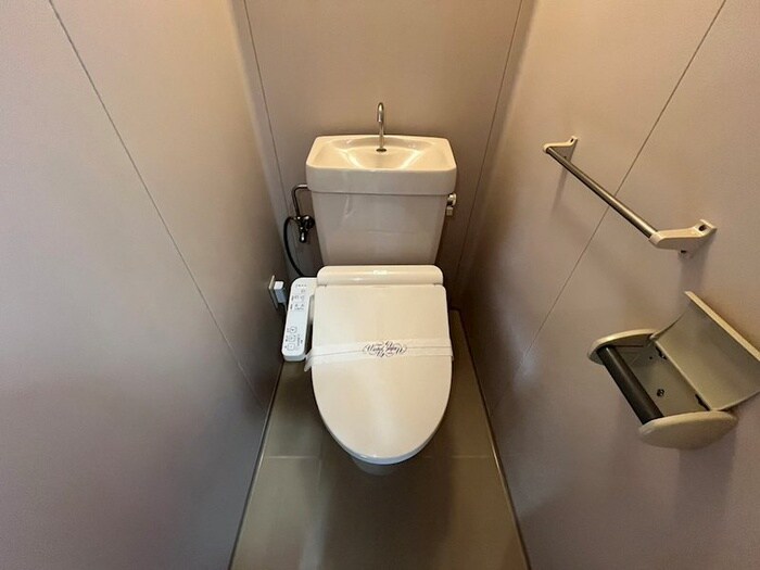 物件内観写真10　(トイレ)