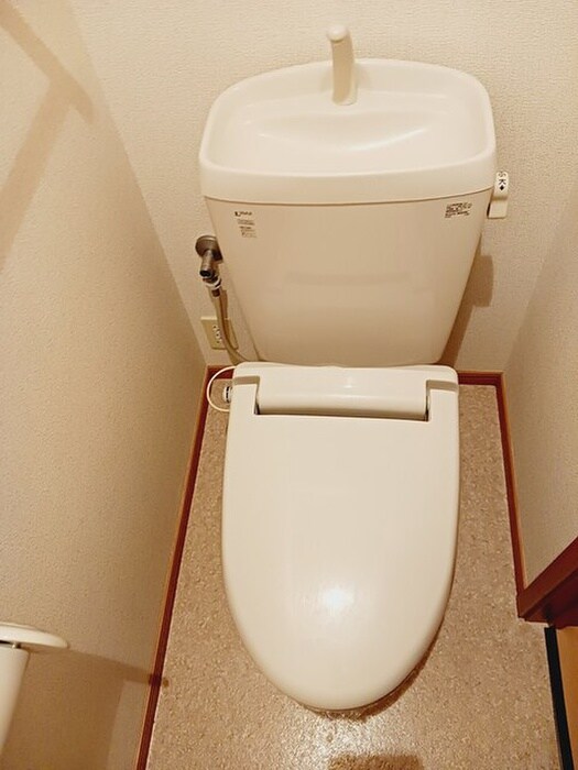 物件内観写真13　(トイレ)