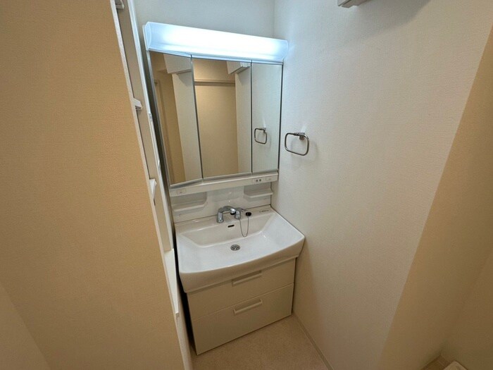 物件内観写真14　(洗面)