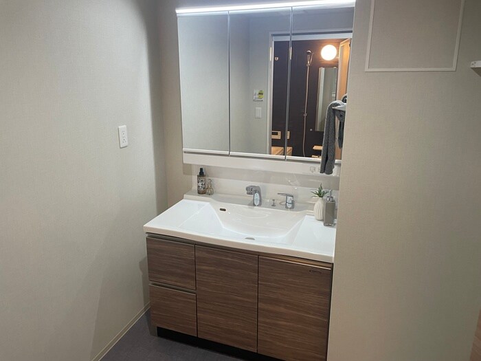 物件内観写真13　(洗面)