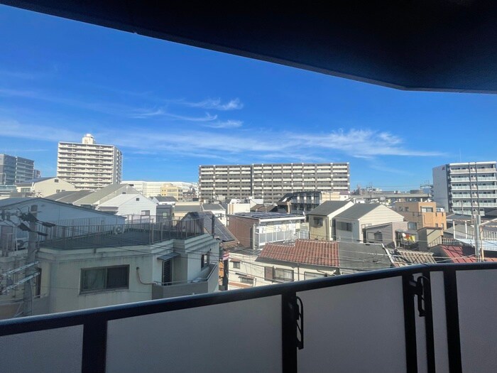 物件内観写真22　(室内からの展望)