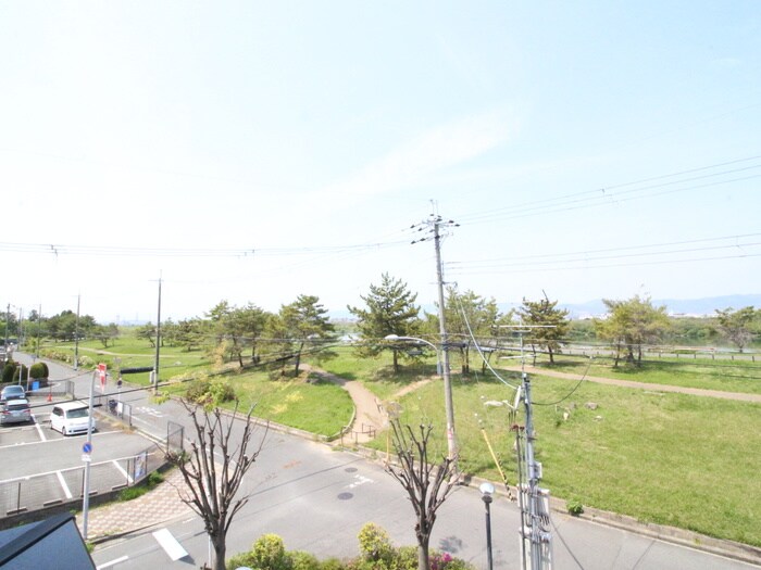 物件外観写真6　(周辺環境)