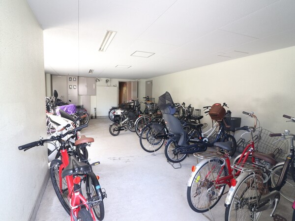 駐輪場