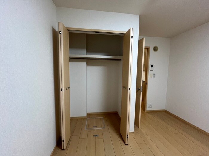 物件内観写真11　(収納)