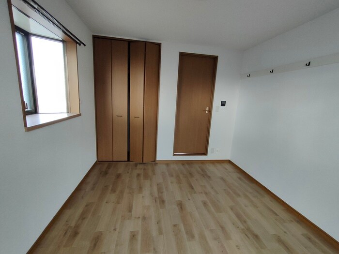 物件内観写真9　(居室)