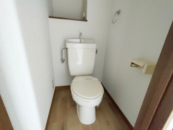 物件内観写真14　(トイレ)