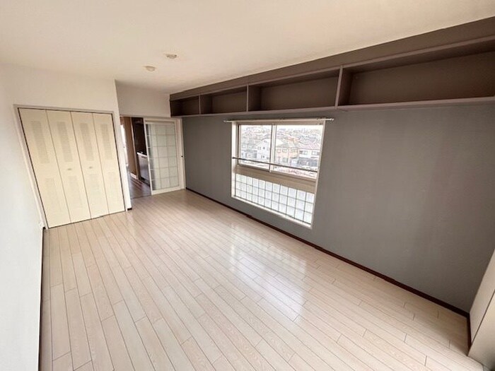 物件内観写真8　(居室)