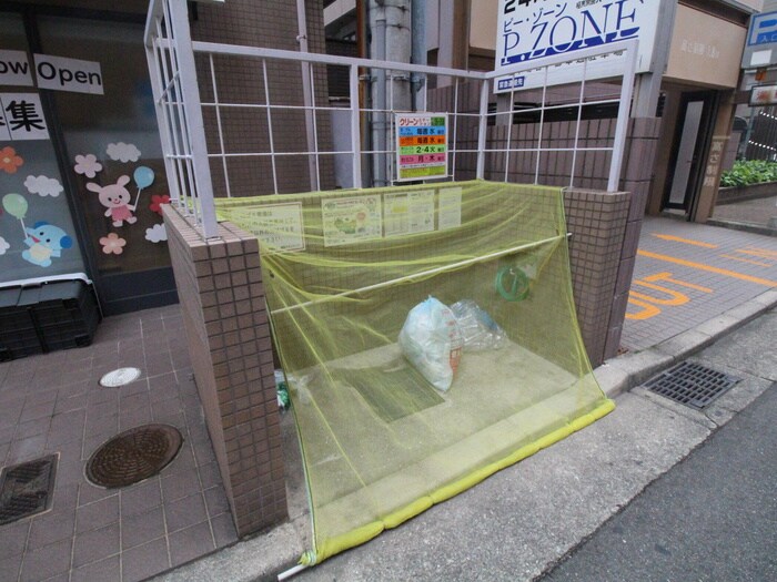 物件外観写真6　(建物設備)