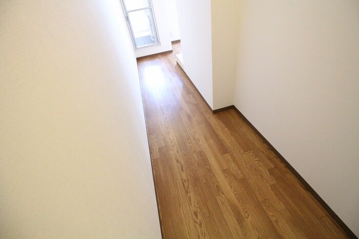 物件内観写真19　(廊下)
