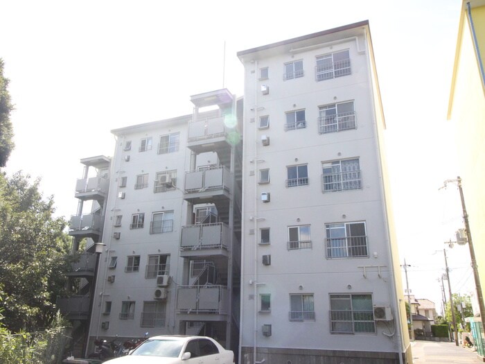 物件外観写真2　(駐車場)