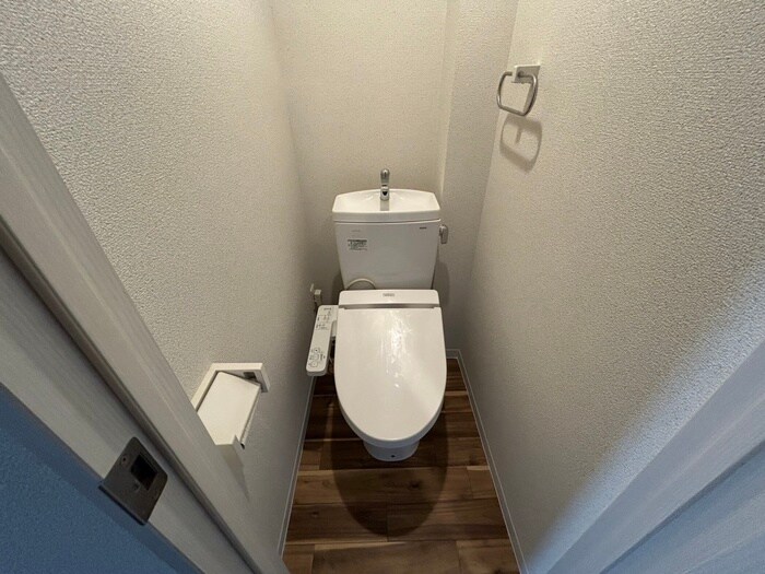 物件内観写真12　(トイレ)