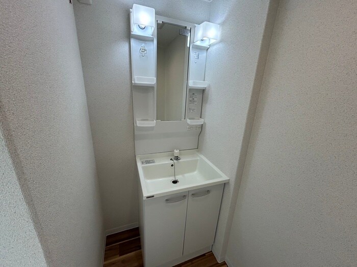 物件内観写真13　(洗面)