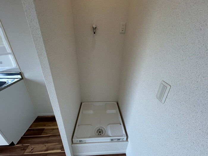 物件内観写真20　(洗濯機置場)