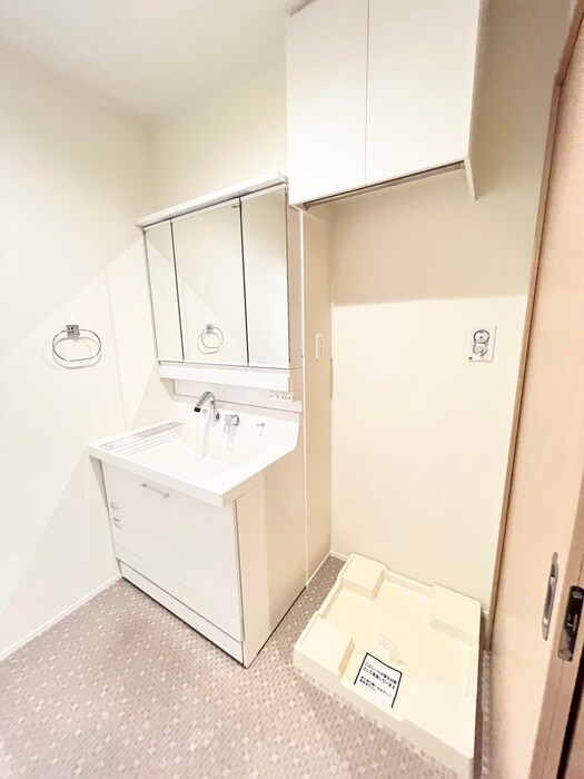 物件内観写真5　(洗面)