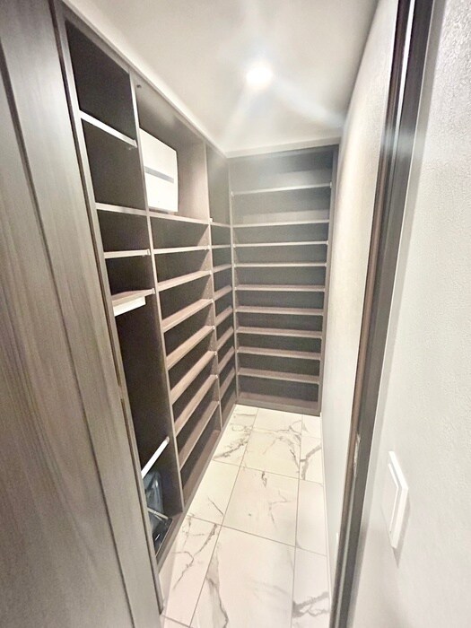 物件内観写真18　(靴箱)