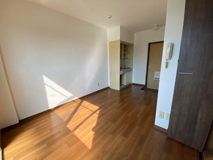 物件内観写真10　(居室)