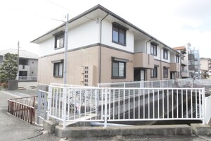 フルールK・T北棟外観写真