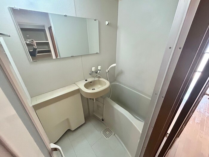 物件内観写真9　(バス／シャワールーム等)