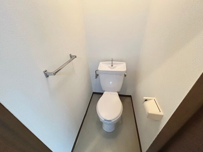 物件内観写真10　(トイレ)