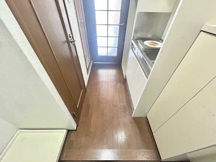物件内観写真21　(廊下)