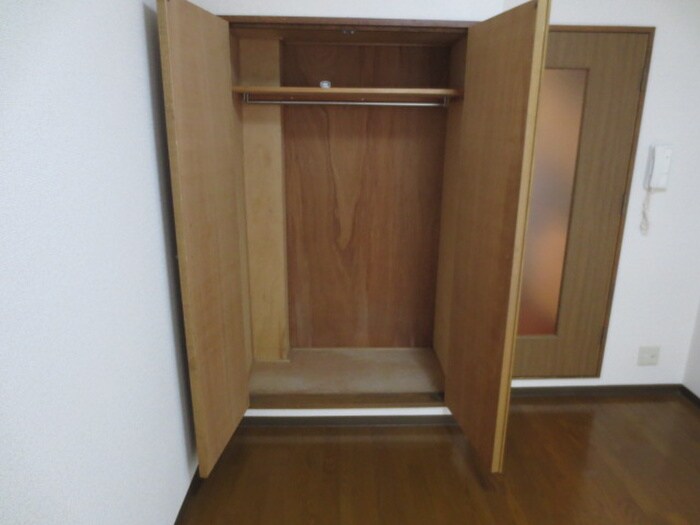 物件内観写真10　(収納)